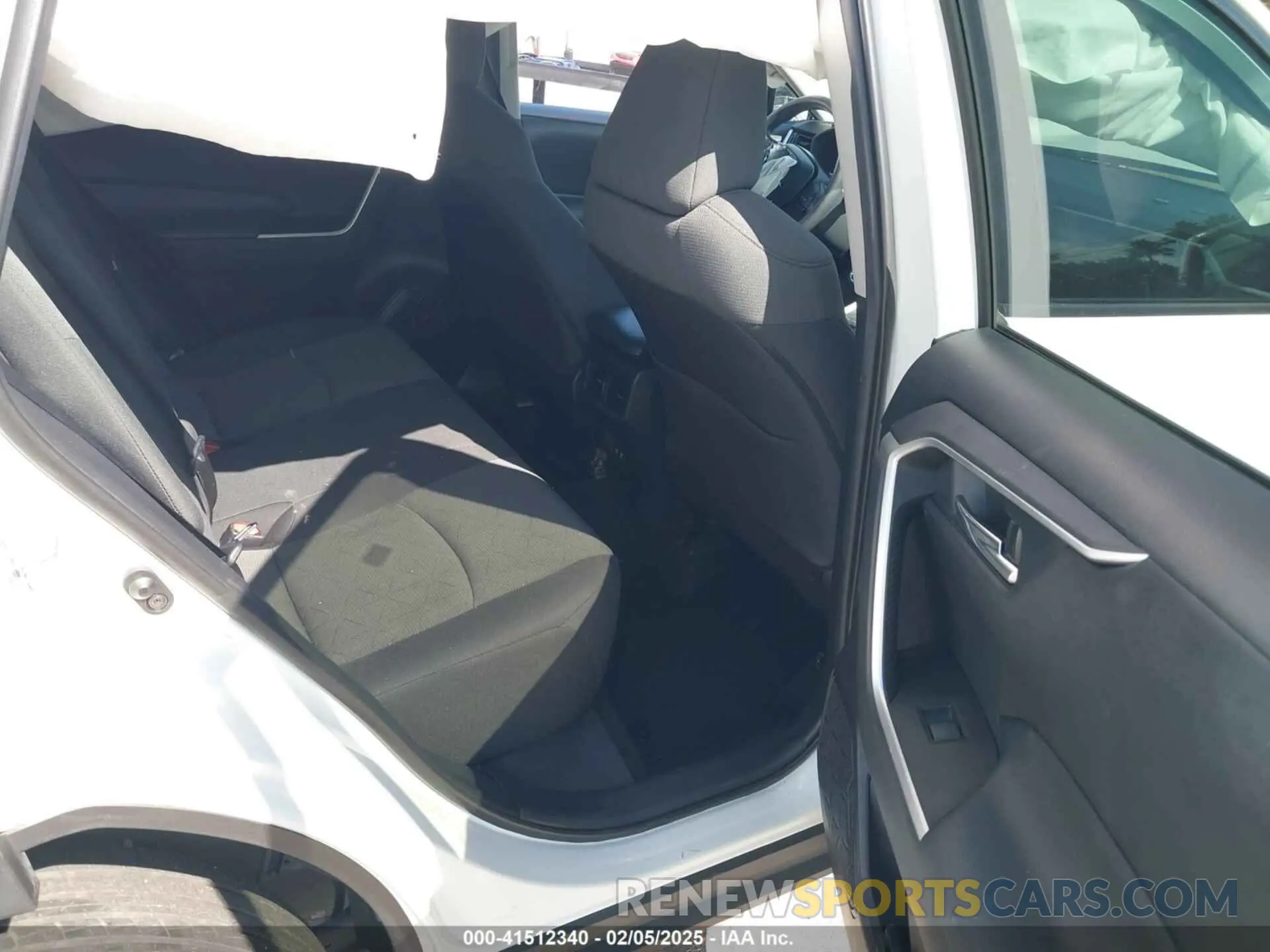 8 Фотография поврежденного автомобиля 2T3W1RFV2MC102997 TOYOTA RAV4 2021