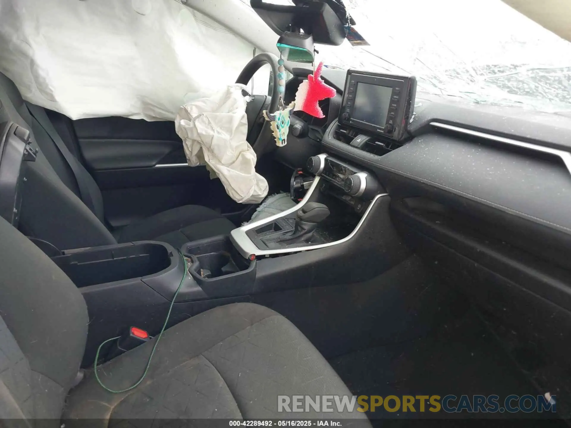 5 Фотография поврежденного автомобиля 2T3W1RFV2MC160236 TOYOTA RAV4 2021