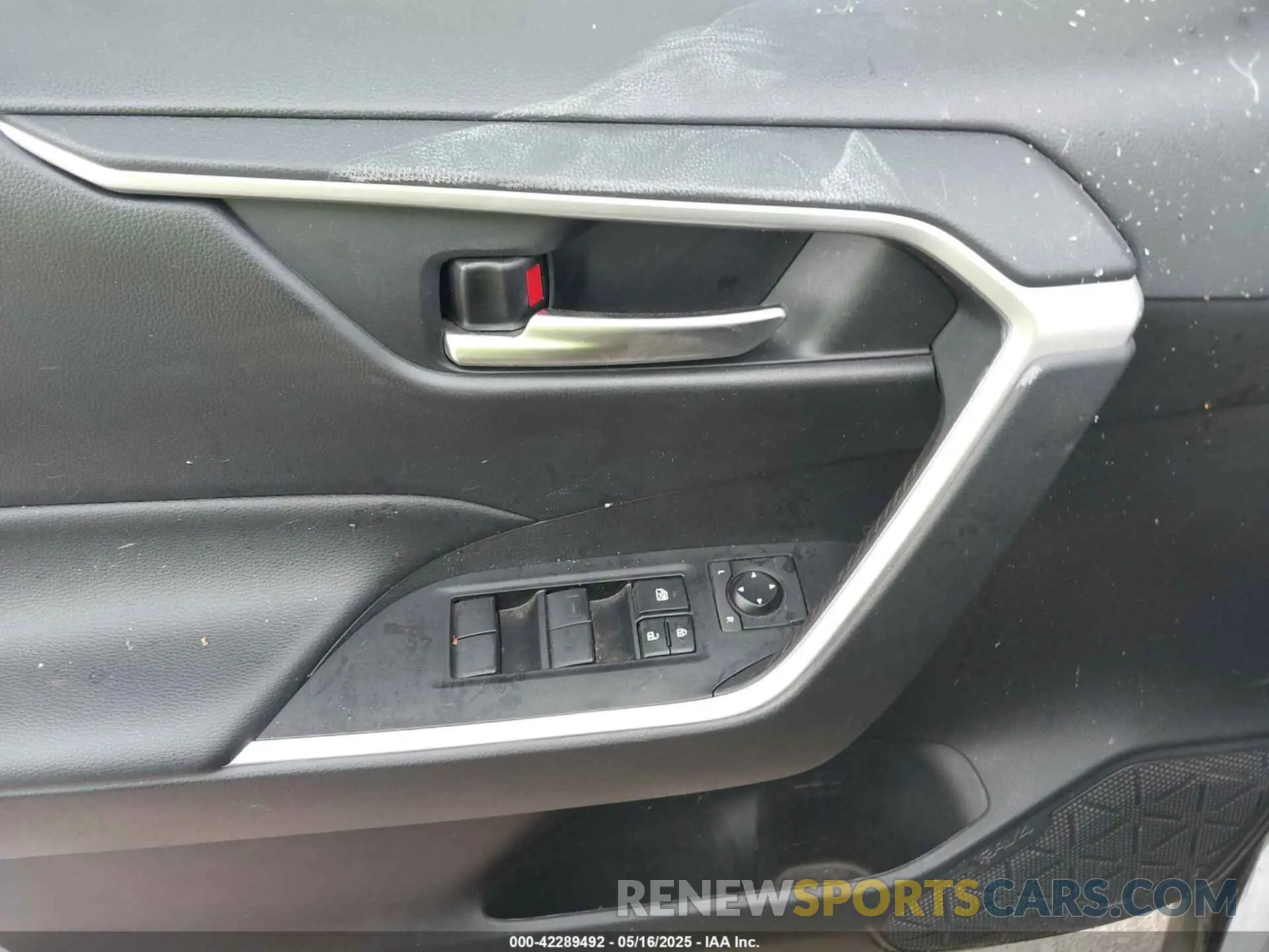 9 Фотография поврежденного автомобиля 2T3W1RFV2MC160236 TOYOTA RAV4 2021