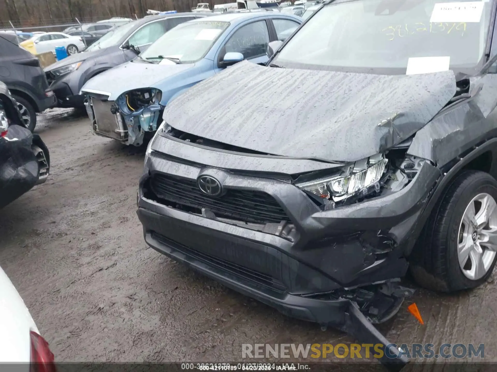 6 Photograph of a damaged car 2T3W1RFV2MW116333 TOYOTA RAV4 2021