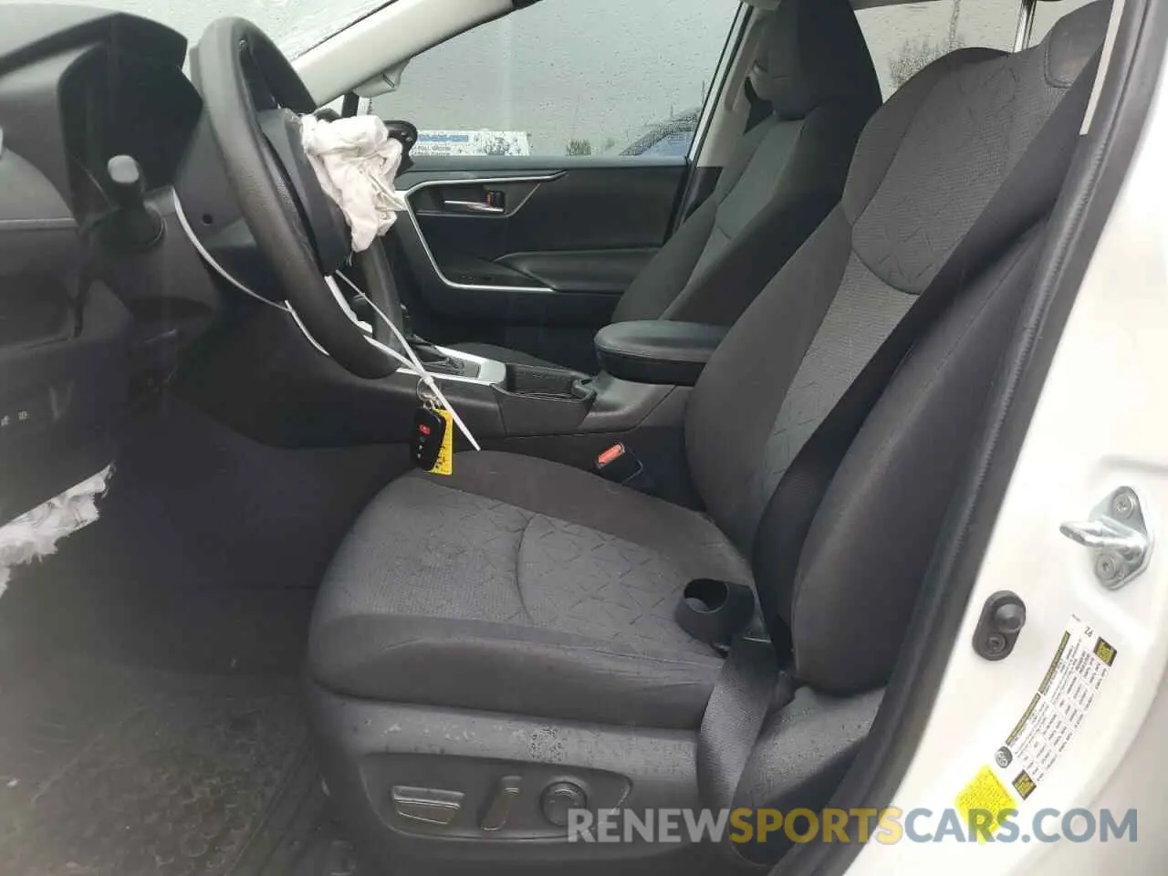 7 Фотография поврежденного автомобиля 2T3W1RFV2MW136498 TOYOTA RAV4 2021