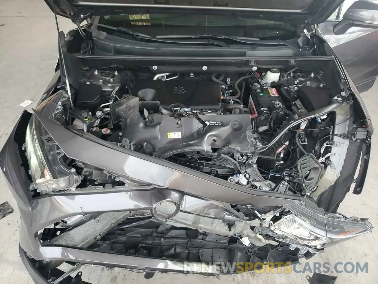 12 Photograph of a damaged car 2T3W1RFV2MW174801 TOYOTA RAV4 2021
