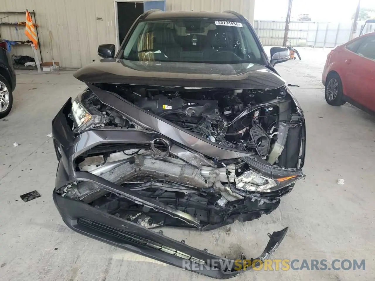 5 Photograph of a damaged car 2T3W1RFV2MW174801 TOYOTA RAV4 2021