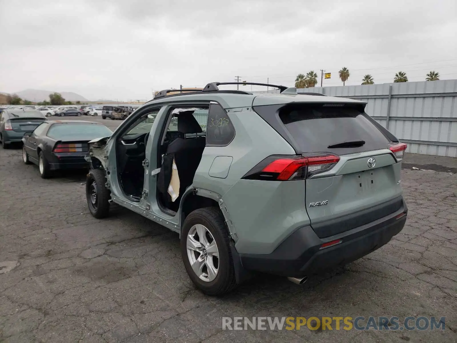 3 Photograph of a damaged car 2T3W1RFV3MC087720 TOYOTA RAV4 2021