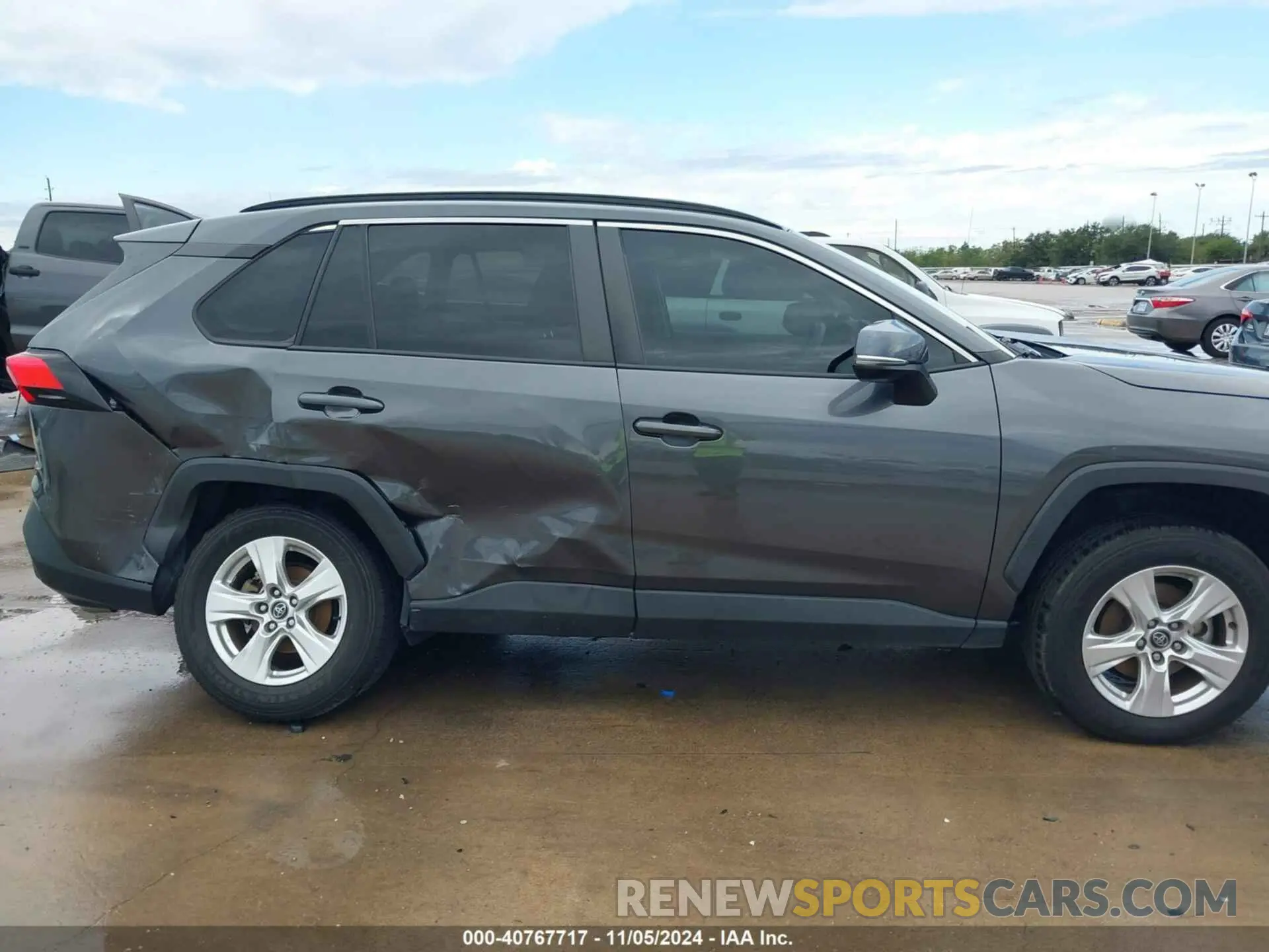 13 Photograph of a damaged car 2T3W1RFV3MC093758 TOYOTA RAV4 2021