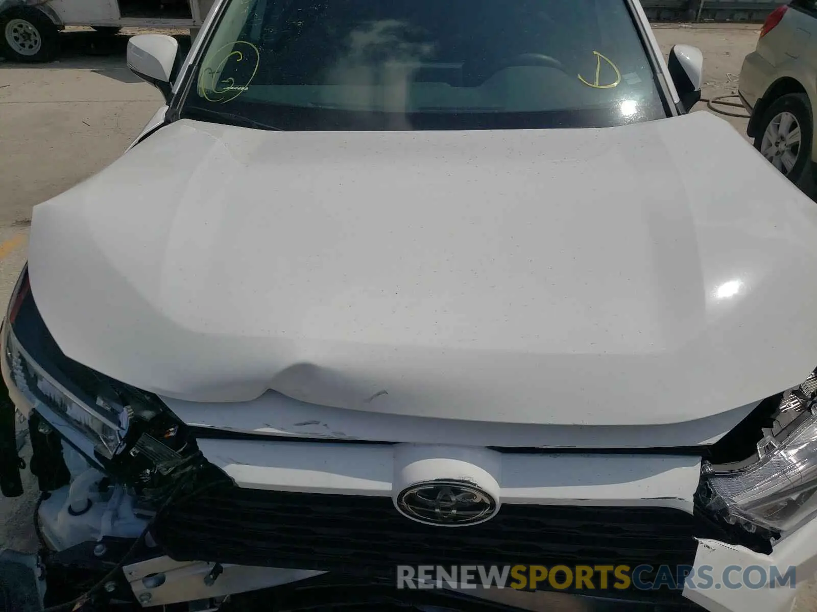 7 Photograph of a damaged car 2T3W1RFV3MC102541 TOYOTA RAV4 2021