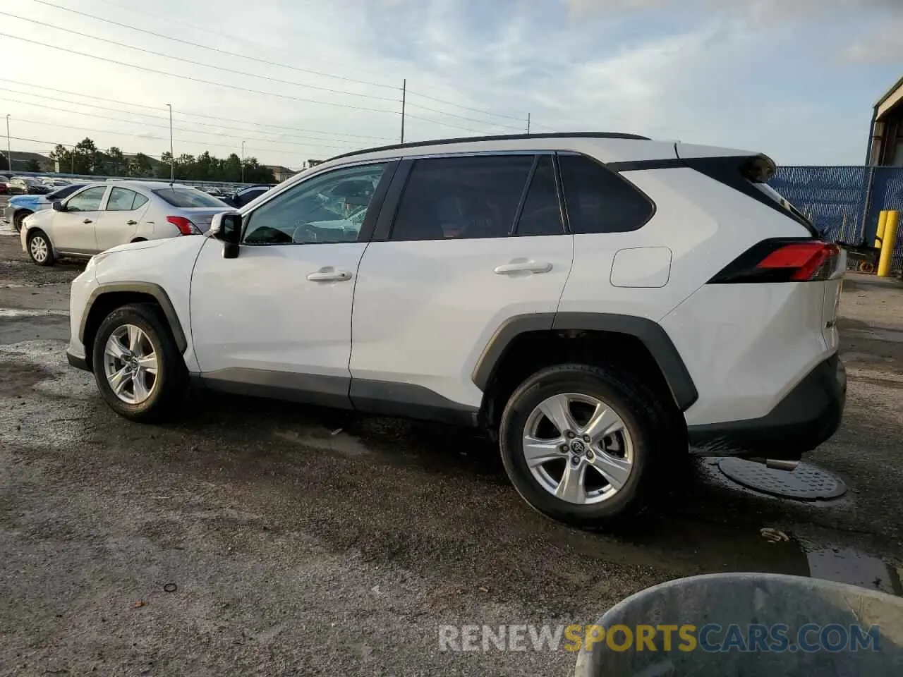 2 Фотография поврежденного автомобиля 2T3W1RFV3MC139072 TOYOTA RAV4 2021