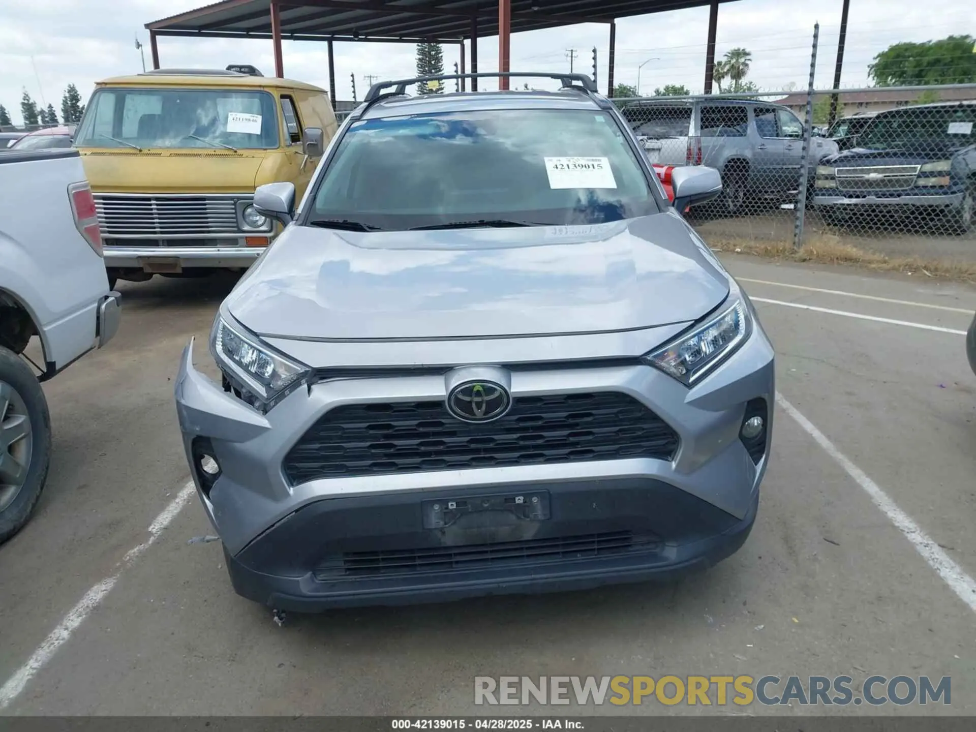 12 Photograph of a damaged car 2T3W1RFV3MC142277 TOYOTA RAV4 2021