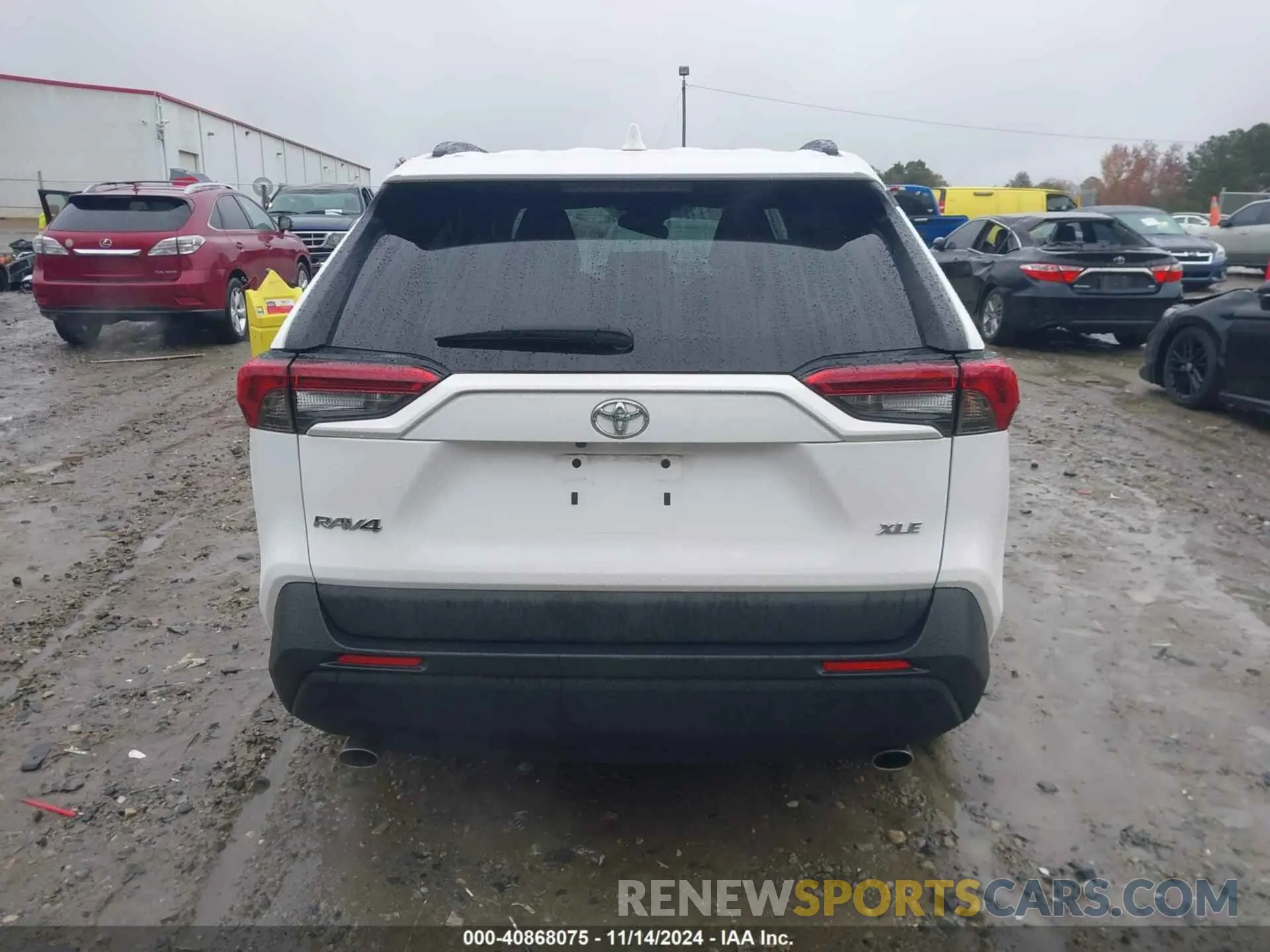 16 Photograph of a damaged car 2T3W1RFV3MC152016 TOYOTA RAV4 2021