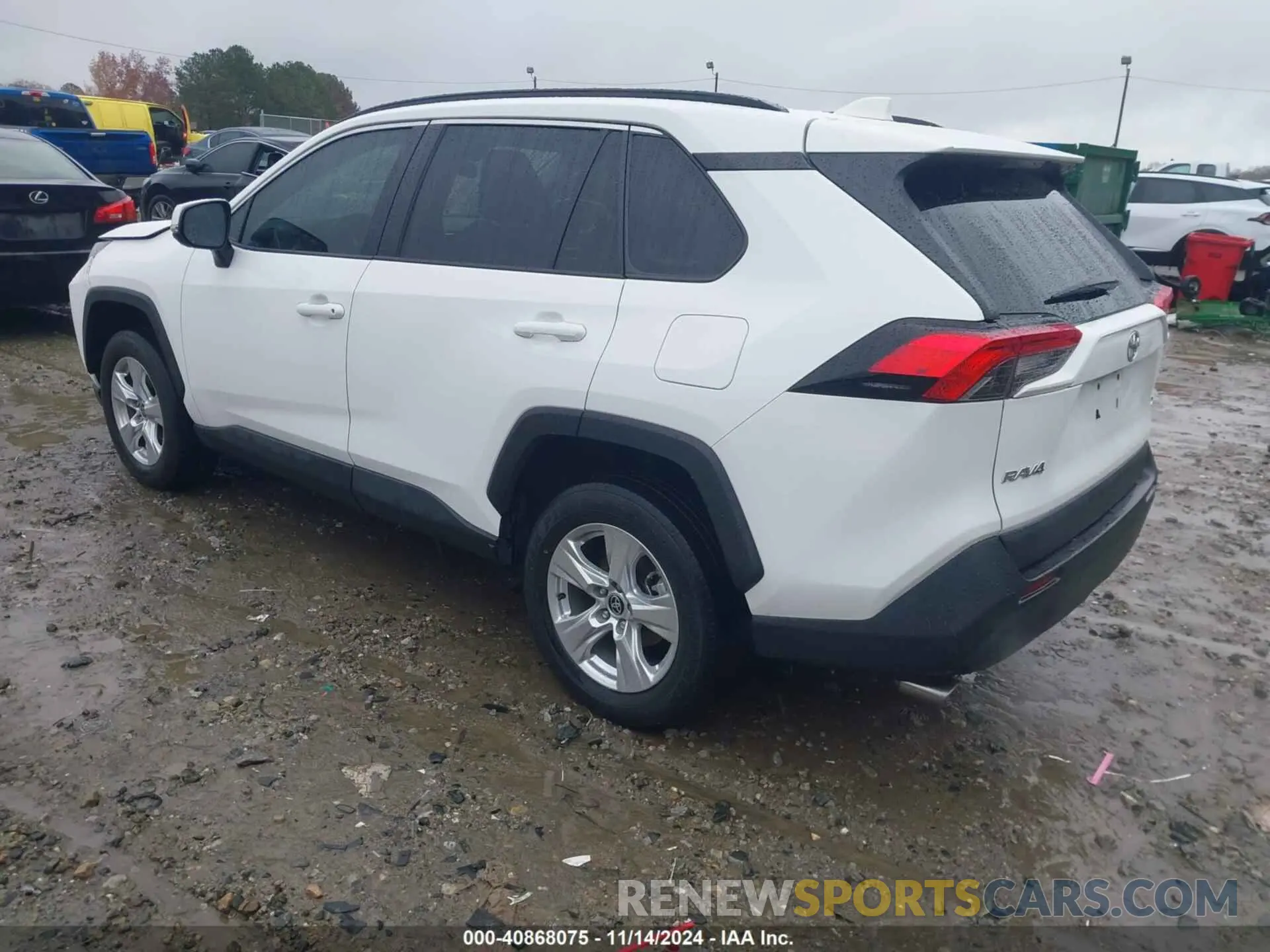 3 Photograph of a damaged car 2T3W1RFV3MC152016 TOYOTA RAV4 2021