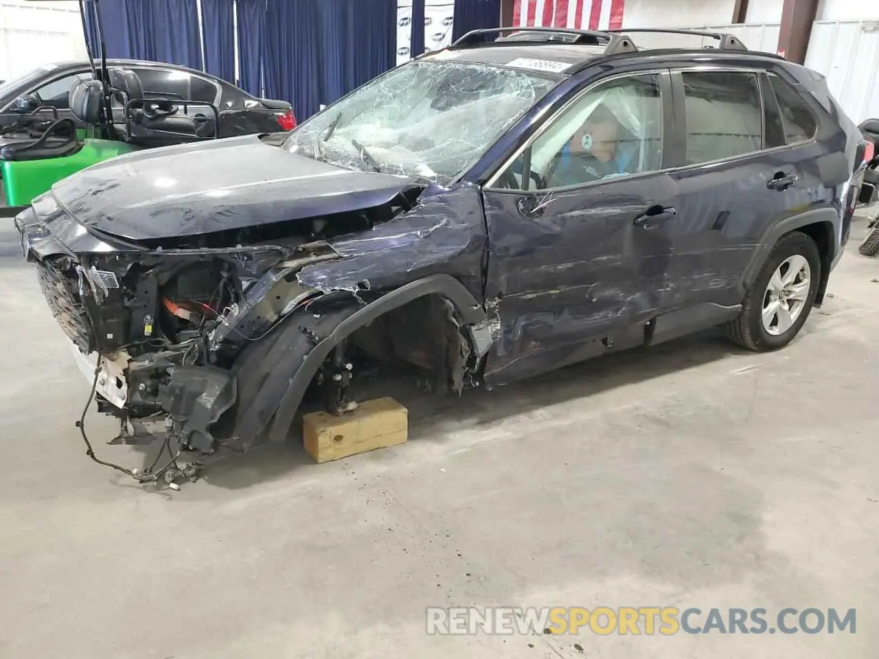 1 Photograph of a damaged car 2T3W1RFV3MW104658 TOYOTA RAV4 2021
