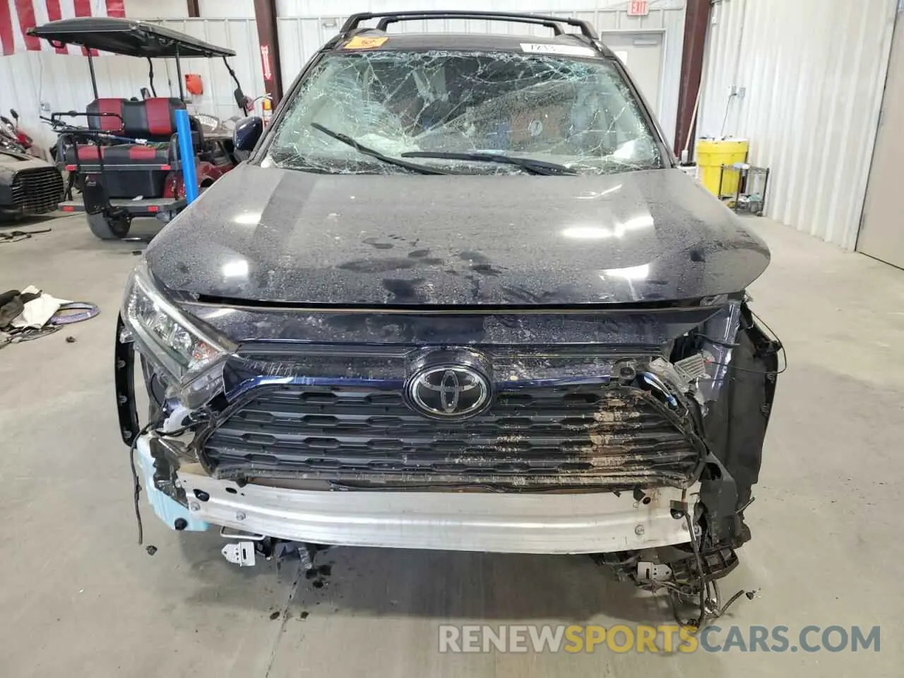 5 Photograph of a damaged car 2T3W1RFV3MW104658 TOYOTA RAV4 2021