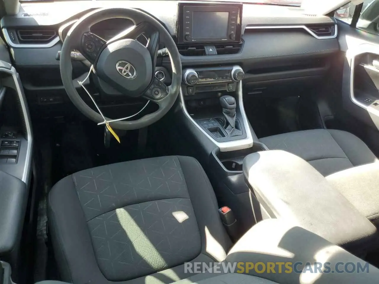 8 Фотография поврежденного автомобиля 2T3W1RFV3MW113201 TOYOTA RAV4 2021
