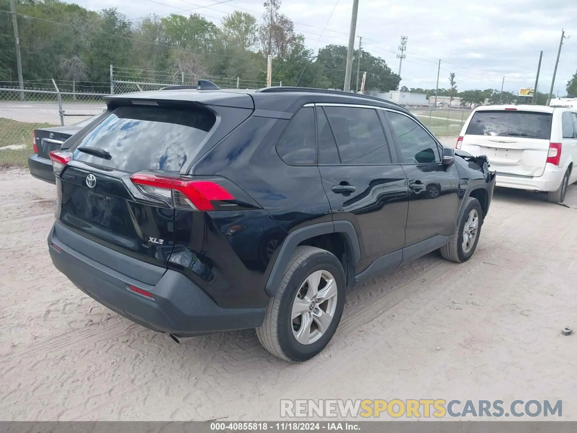 4 Фотография поврежденного автомобиля 2T3W1RFV3MW139104 TOYOTA RAV4 2021