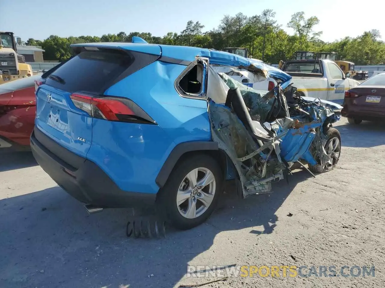 3 Photograph of a damaged car 2T3W1RFV3MW171423 TOYOTA RAV4 2021