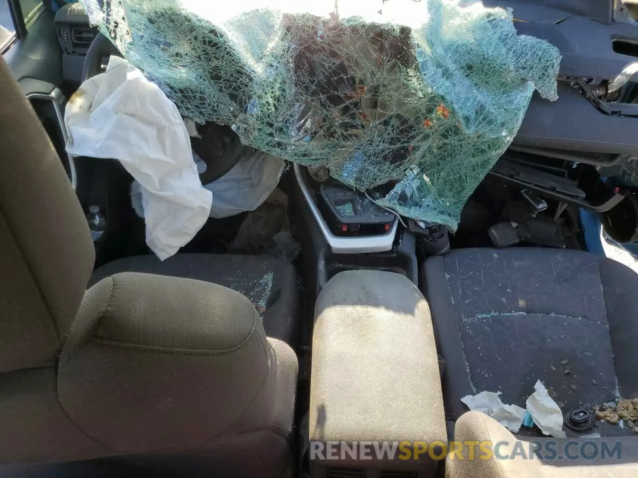 8 Photograph of a damaged car 2T3W1RFV3MW171423 TOYOTA RAV4 2021