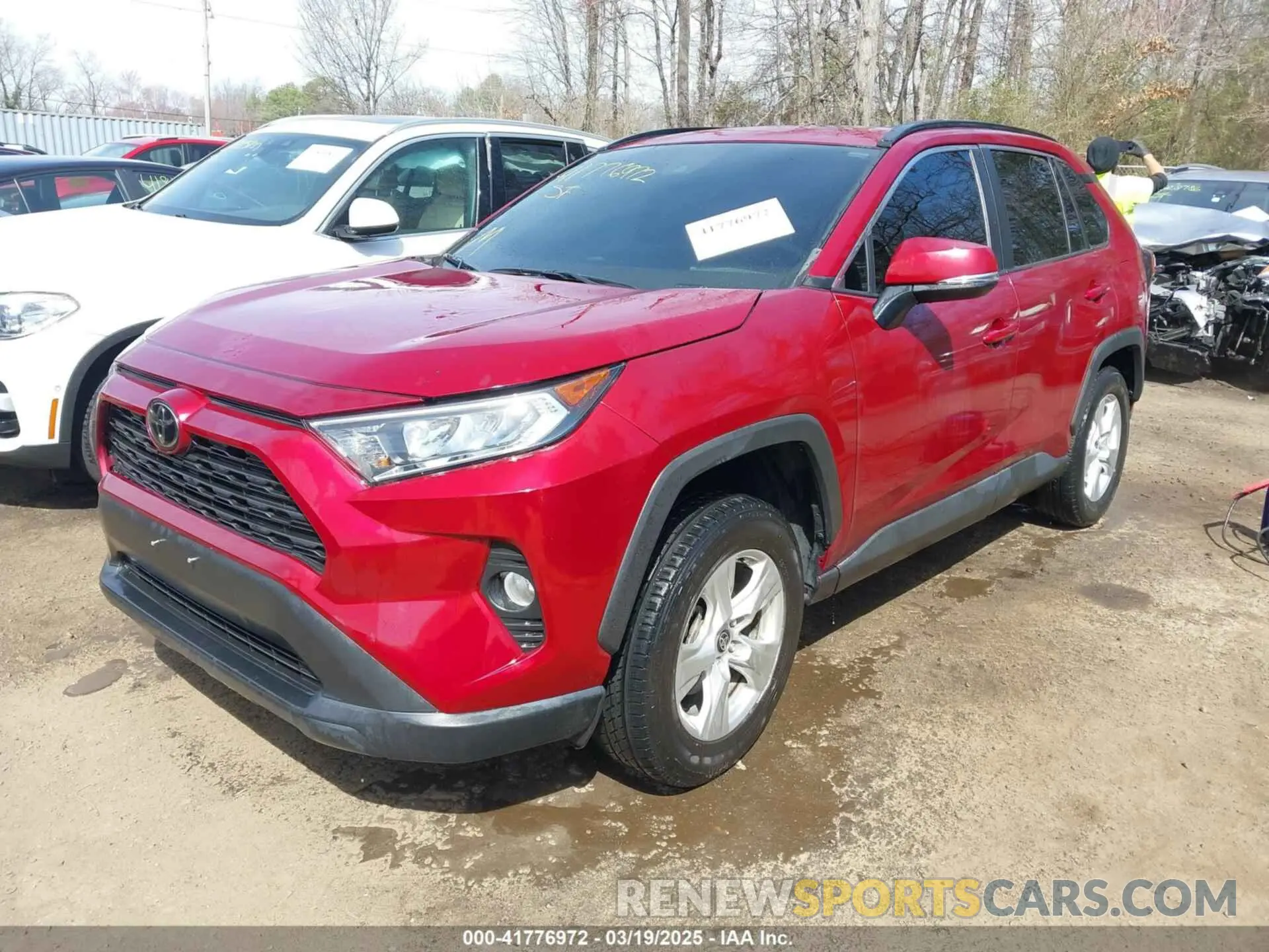 2 Photograph of a damaged car 2T3W1RFV3MW180123 TOYOTA RAV4 2021
