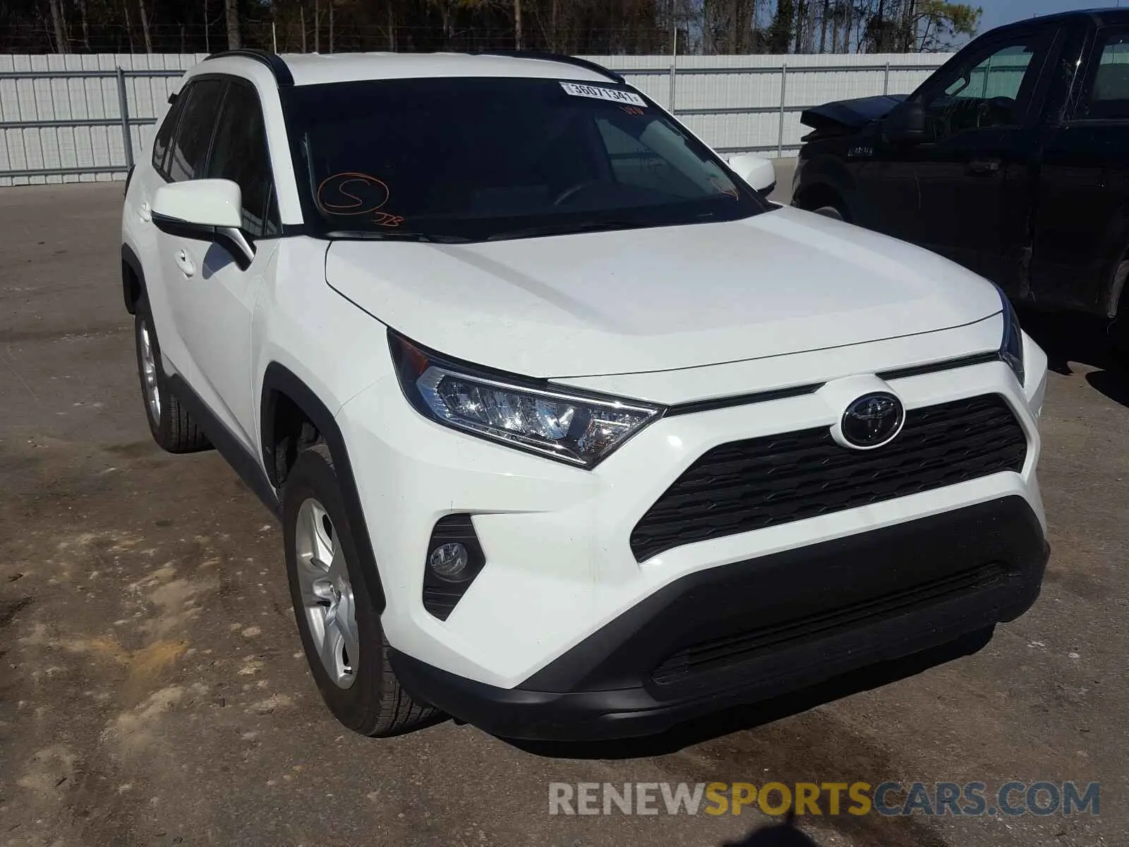 1 Photograph of a damaged car 2T3W1RFV4MC087385 TOYOTA RAV4 2021
