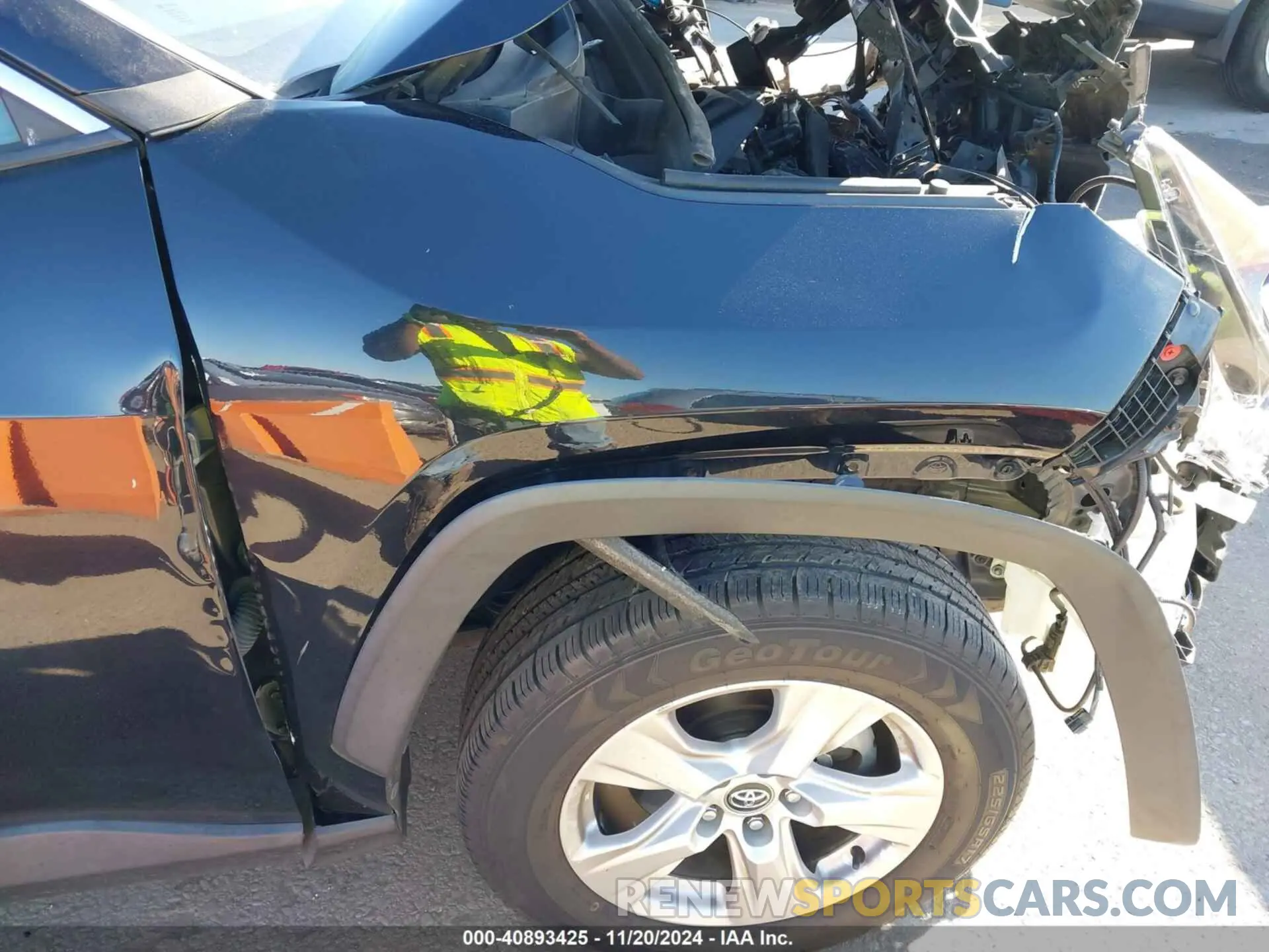 20 Photograph of a damaged car 2T3W1RFV4MC099004 TOYOTA RAV4 2021