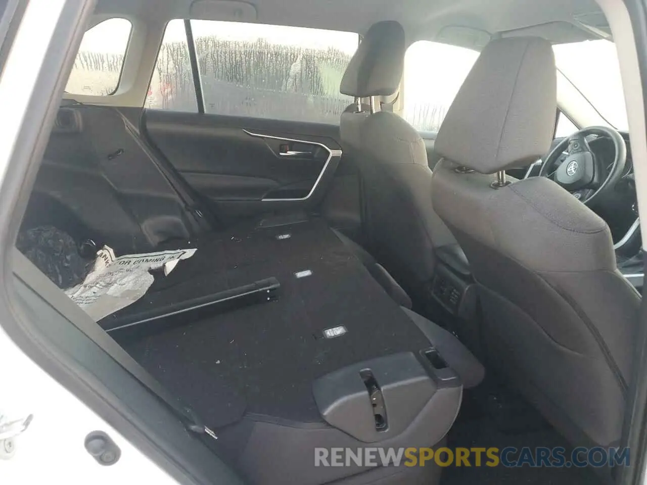 11 Фотография поврежденного автомобиля 2T3W1RFV4MC105500 TOYOTA RAV4 2021
