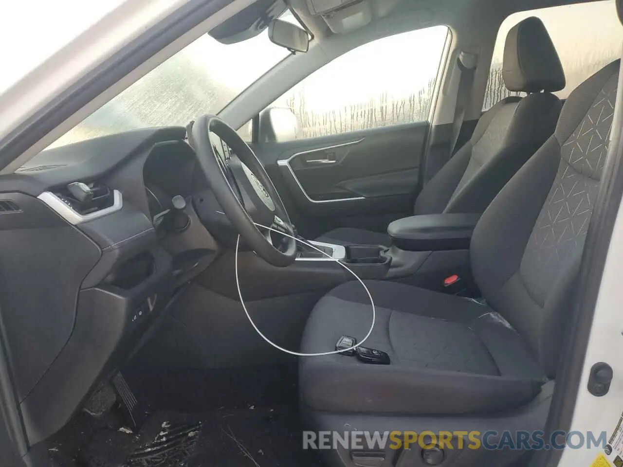 7 Фотография поврежденного автомобиля 2T3W1RFV4MC105500 TOYOTA RAV4 2021