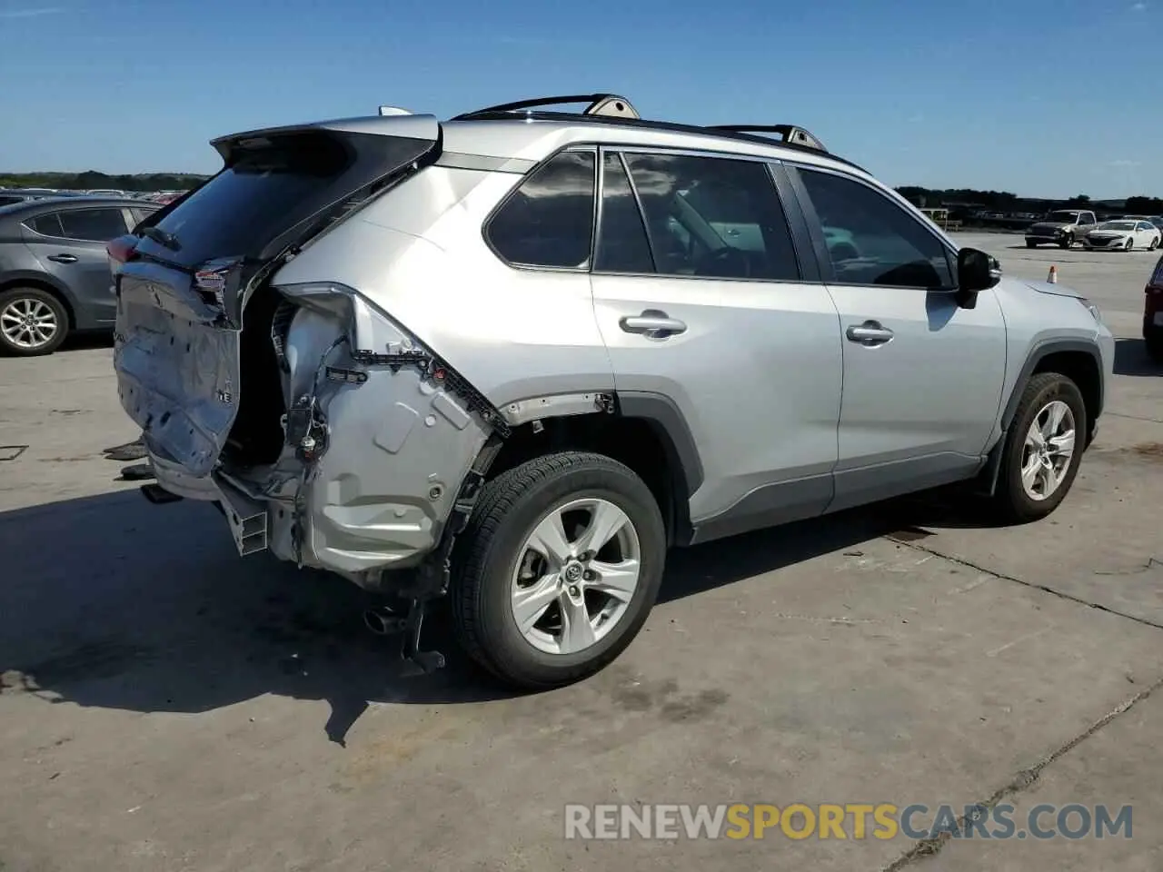 3 Фотография поврежденного автомобиля 2T3W1RFV4MW107813 TOYOTA RAV4 2021