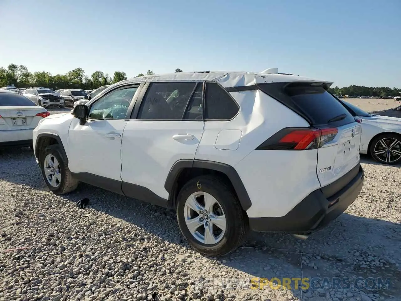 2 Фотография поврежденного автомобиля 2T3W1RFV5MC088237 TOYOTA RAV4 2021