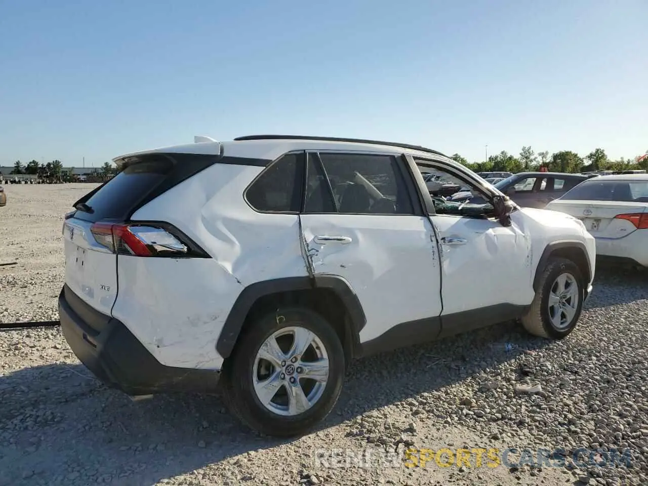 3 Фотография поврежденного автомобиля 2T3W1RFV5MC088237 TOYOTA RAV4 2021
