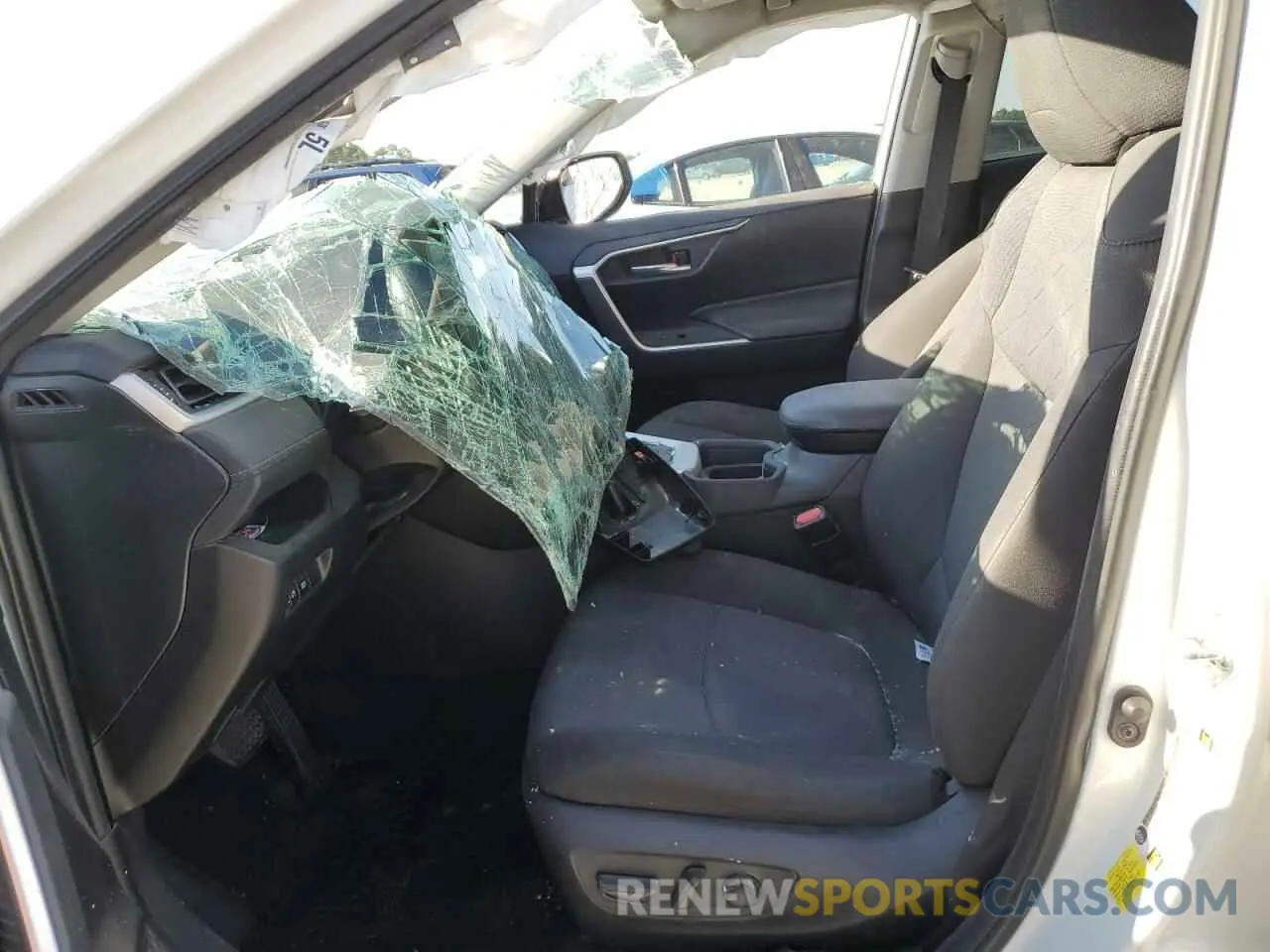 7 Фотография поврежденного автомобиля 2T3W1RFV5MC088237 TOYOTA RAV4 2021