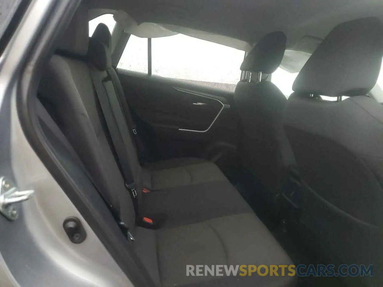 11 Фотография поврежденного автомобиля 2T3W1RFV5MC096208 TOYOTA RAV4 2021