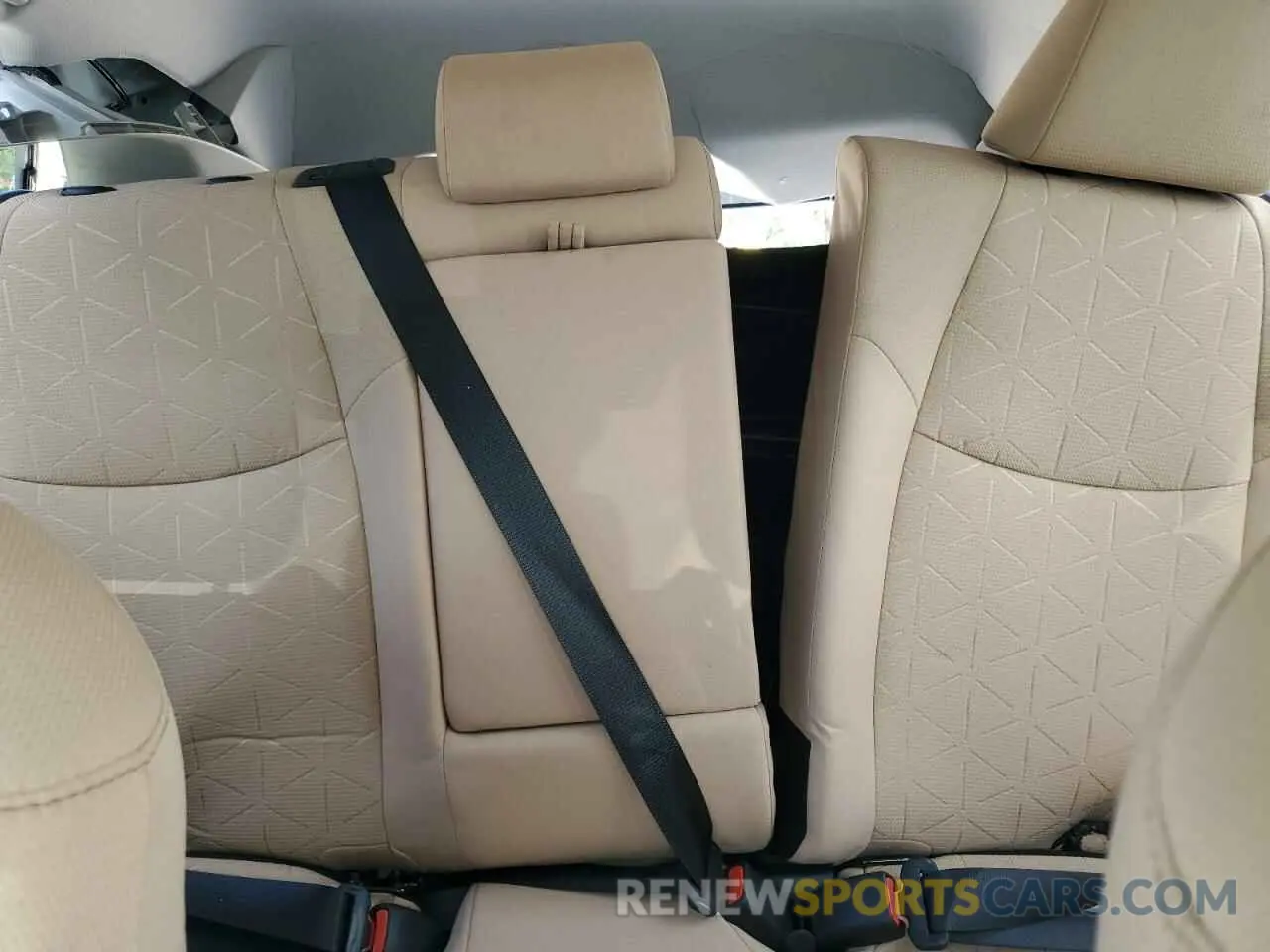 10 Фотография поврежденного автомобиля 2T3W1RFV5MC097259 TOYOTA RAV4 2021