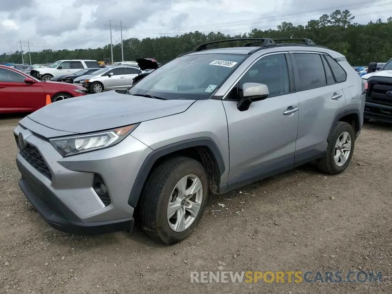 1 Photograph of a damaged car 2T3W1RFV5MC114223 TOYOTA RAV4 2021
