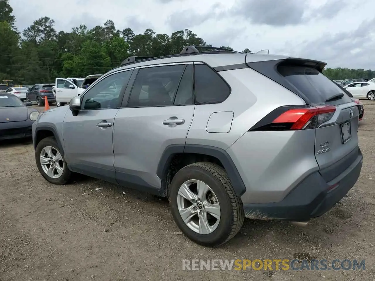 2 Photograph of a damaged car 2T3W1RFV5MC114223 TOYOTA RAV4 2021