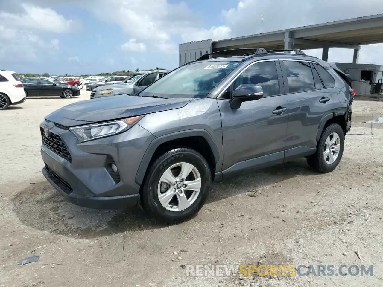 1 Photograph of a damaged car 2T3W1RFV5MC151899 TOYOTA RAV4 2021
