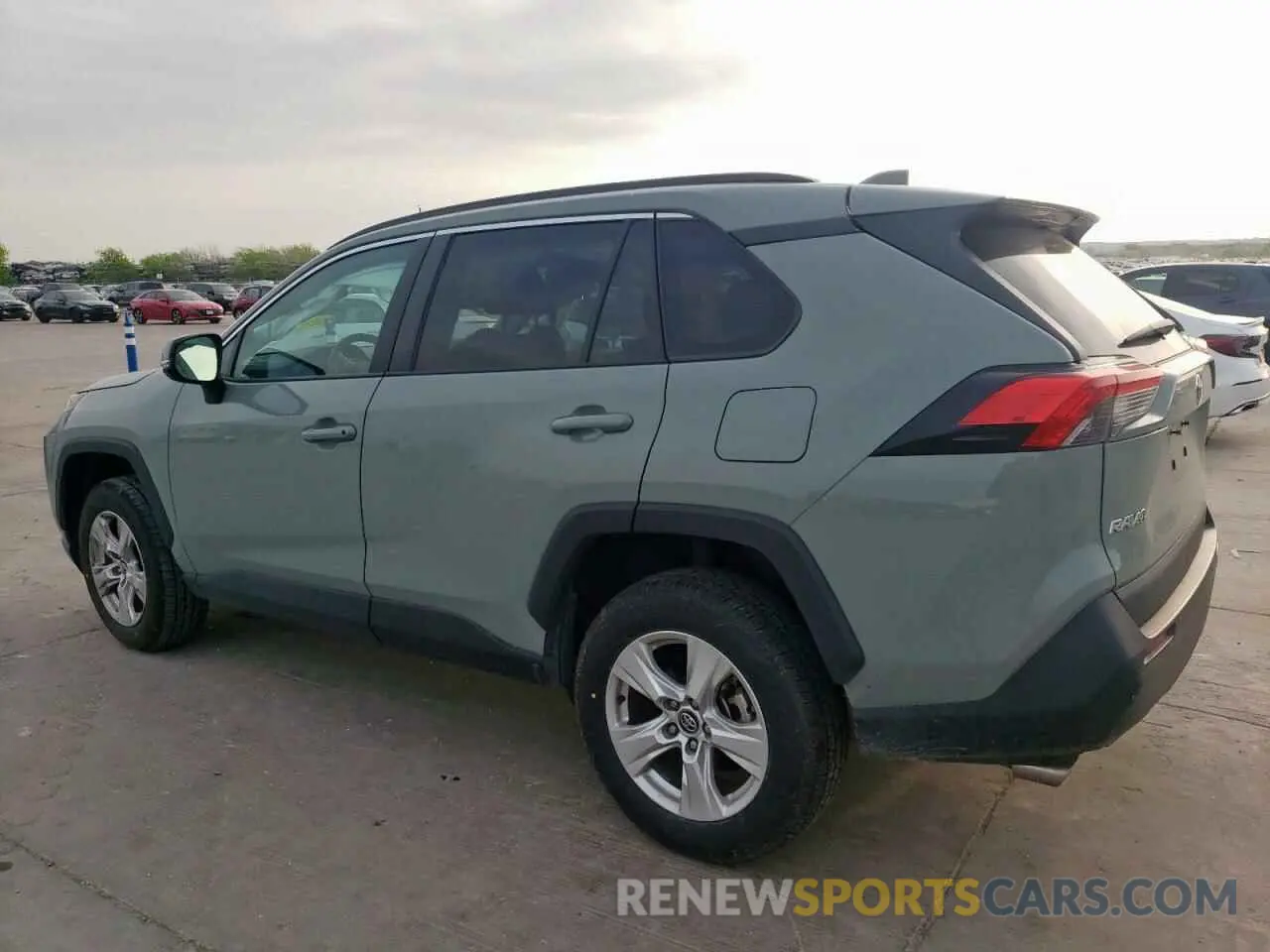 2 Фотография поврежденного автомобиля 2T3W1RFV5MW106623 TOYOTA RAV4 2021