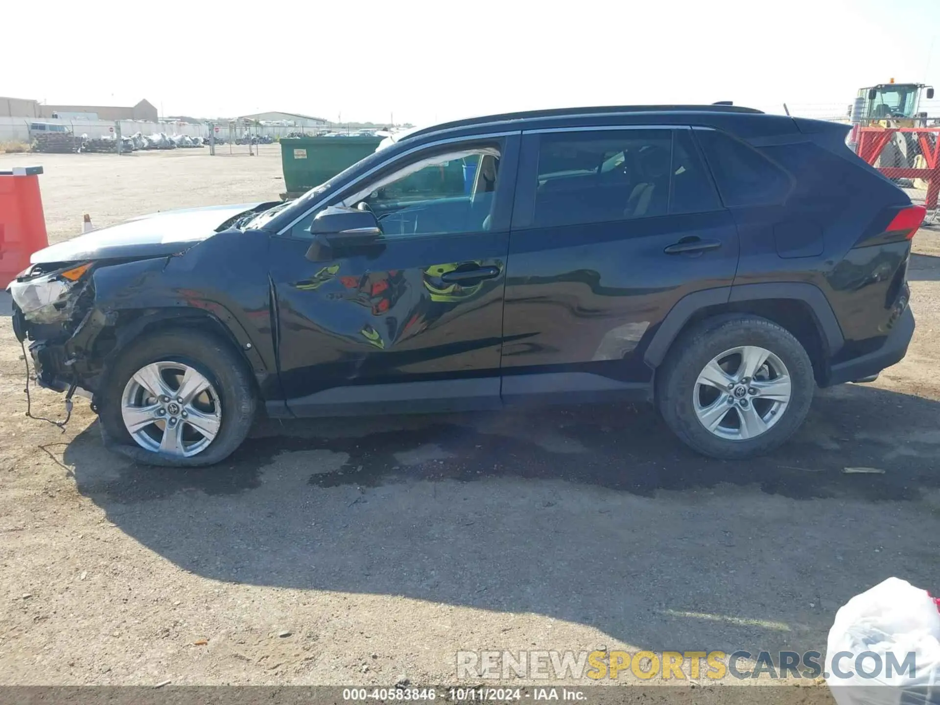 15 Photograph of a damaged car 2T3W1RFV5MW117914 TOYOTA RAV4 2021