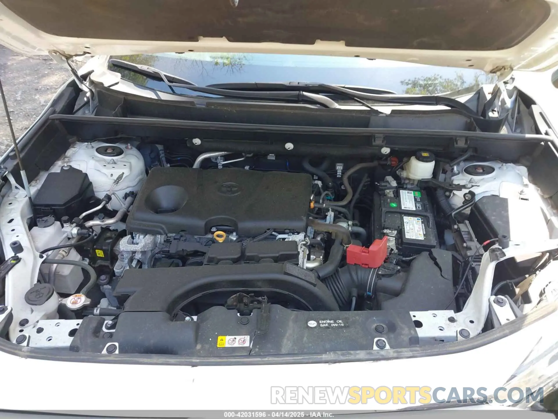 10 Photograph of a damaged car 2T3W1RFV5MW118836 TOYOTA RAV4 2021