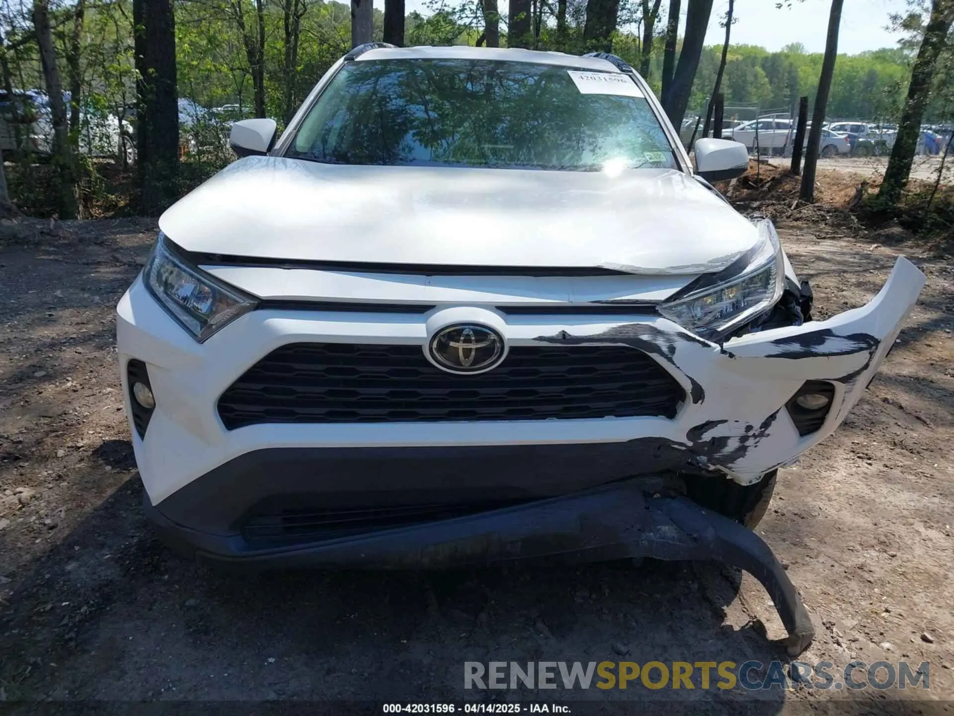 13 Photograph of a damaged car 2T3W1RFV5MW118836 TOYOTA RAV4 2021