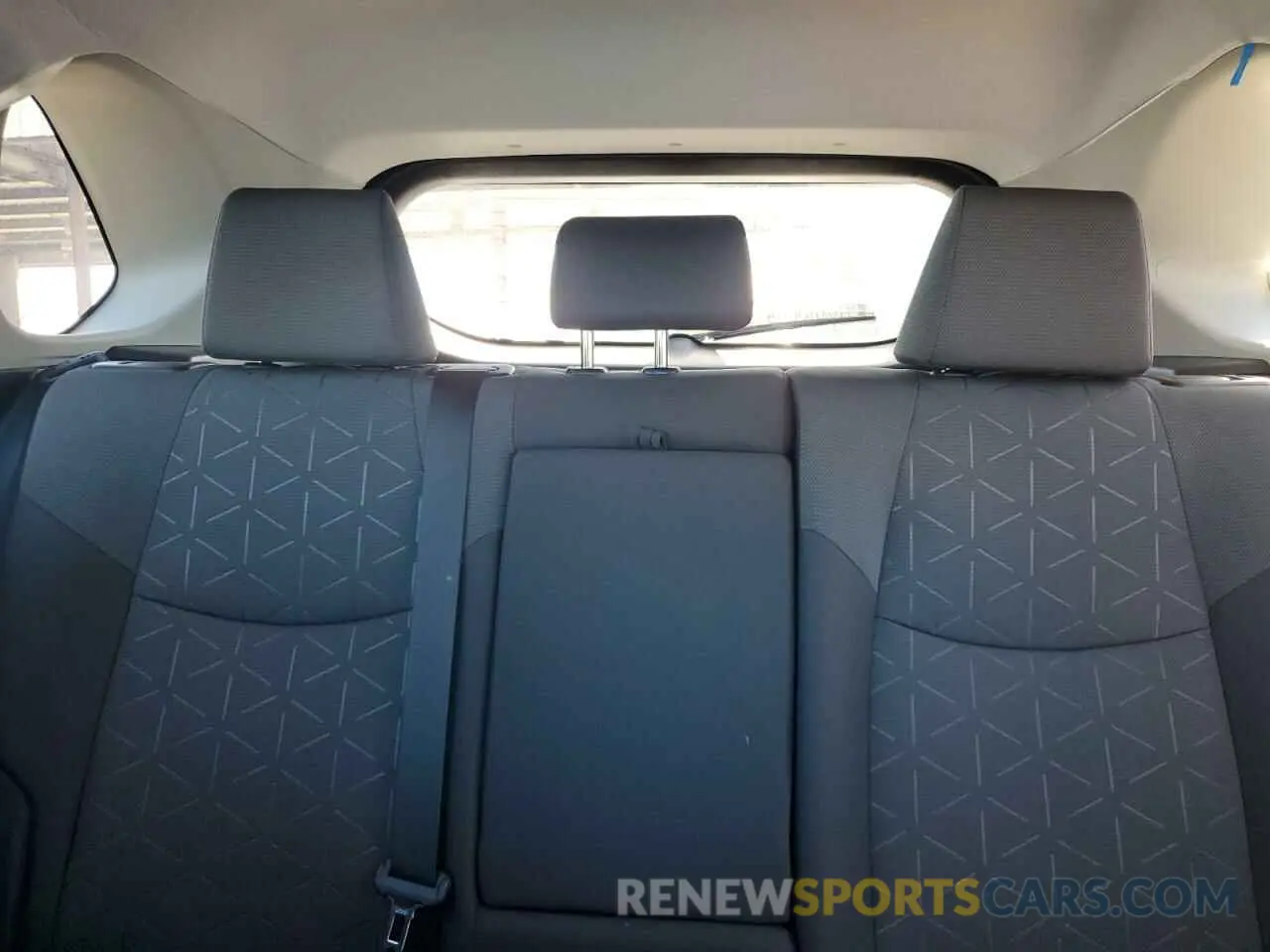 10 Фотография поврежденного автомобиля 2T3W1RFV5MW124071 TOYOTA RAV4 2021