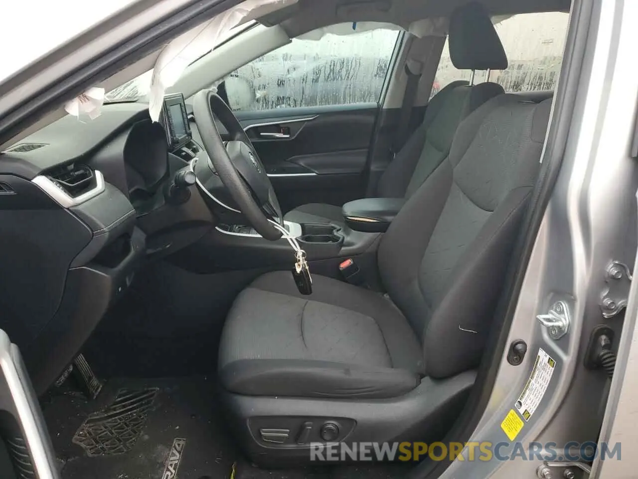 7 Photograph of a damaged car 2T3W1RFV6MC096542 TOYOTA RAV4 2021