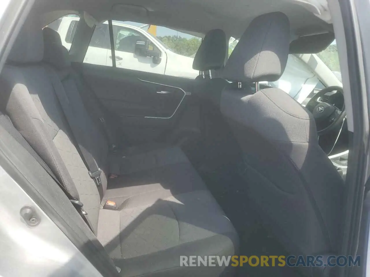 11 Фотография поврежденного автомобиля 2T3W1RFV6MC111380 TOYOTA RAV4 2021