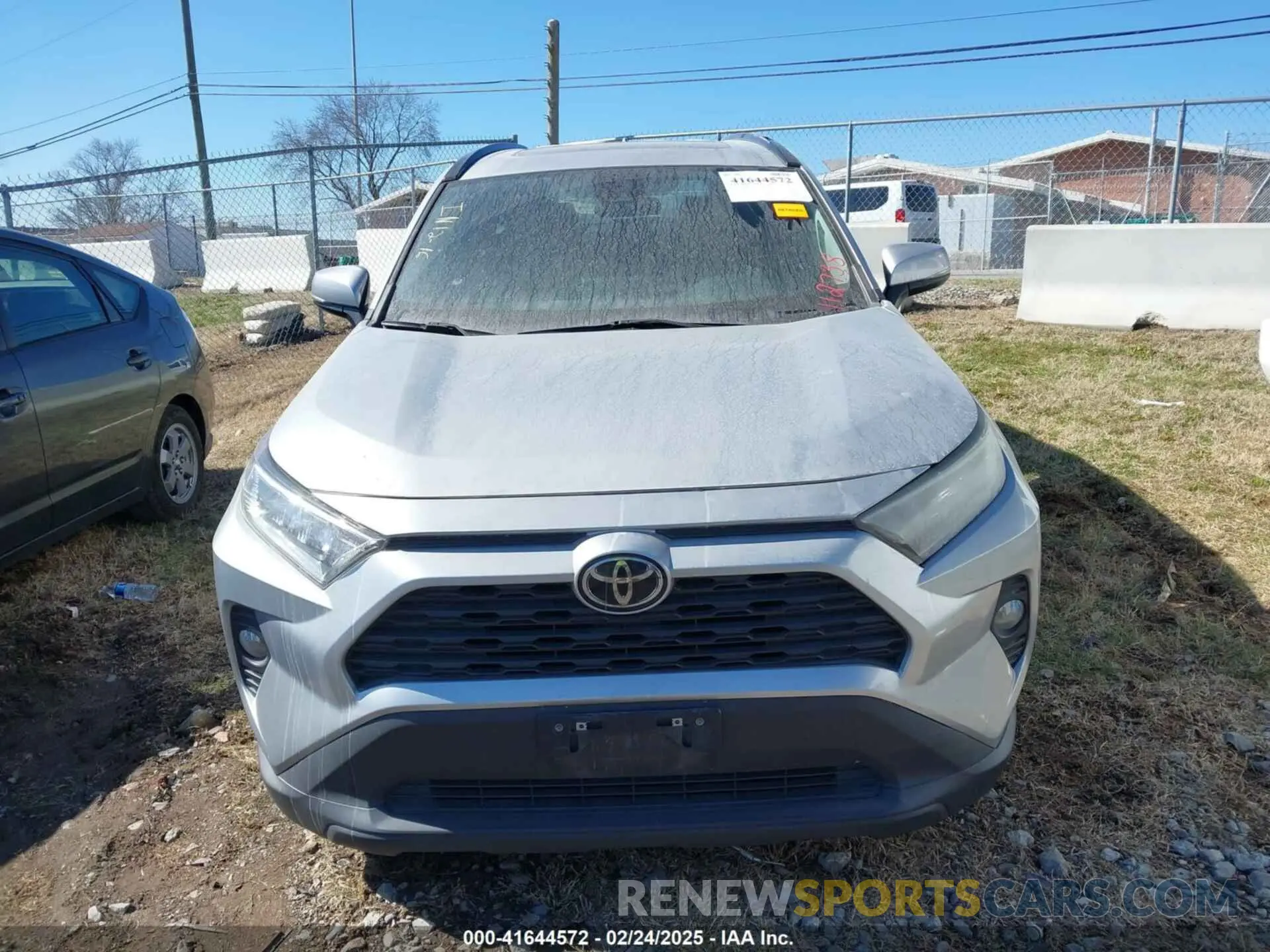 12 Photograph of a damaged car 2T3W1RFV6MC112738 TOYOTA RAV4 2021