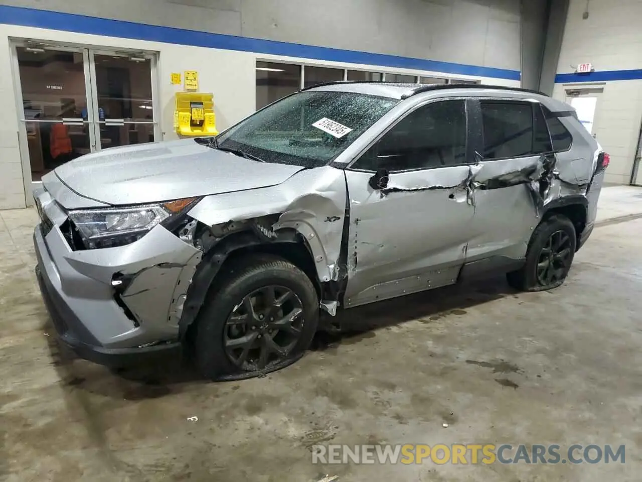 1 Фотография поврежденного автомобиля 2T3W1RFV6MC130978 TOYOTA RAV4 2021