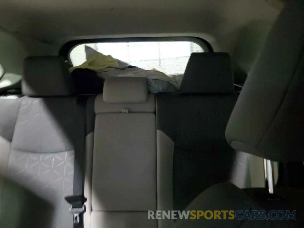 10 Фотография поврежденного автомобиля 2T3W1RFV6MC130978 TOYOTA RAV4 2021