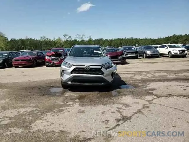 11 Фотография поврежденного автомобиля 2T3W1RFV6MC130978 TOYOTA RAV4 2021