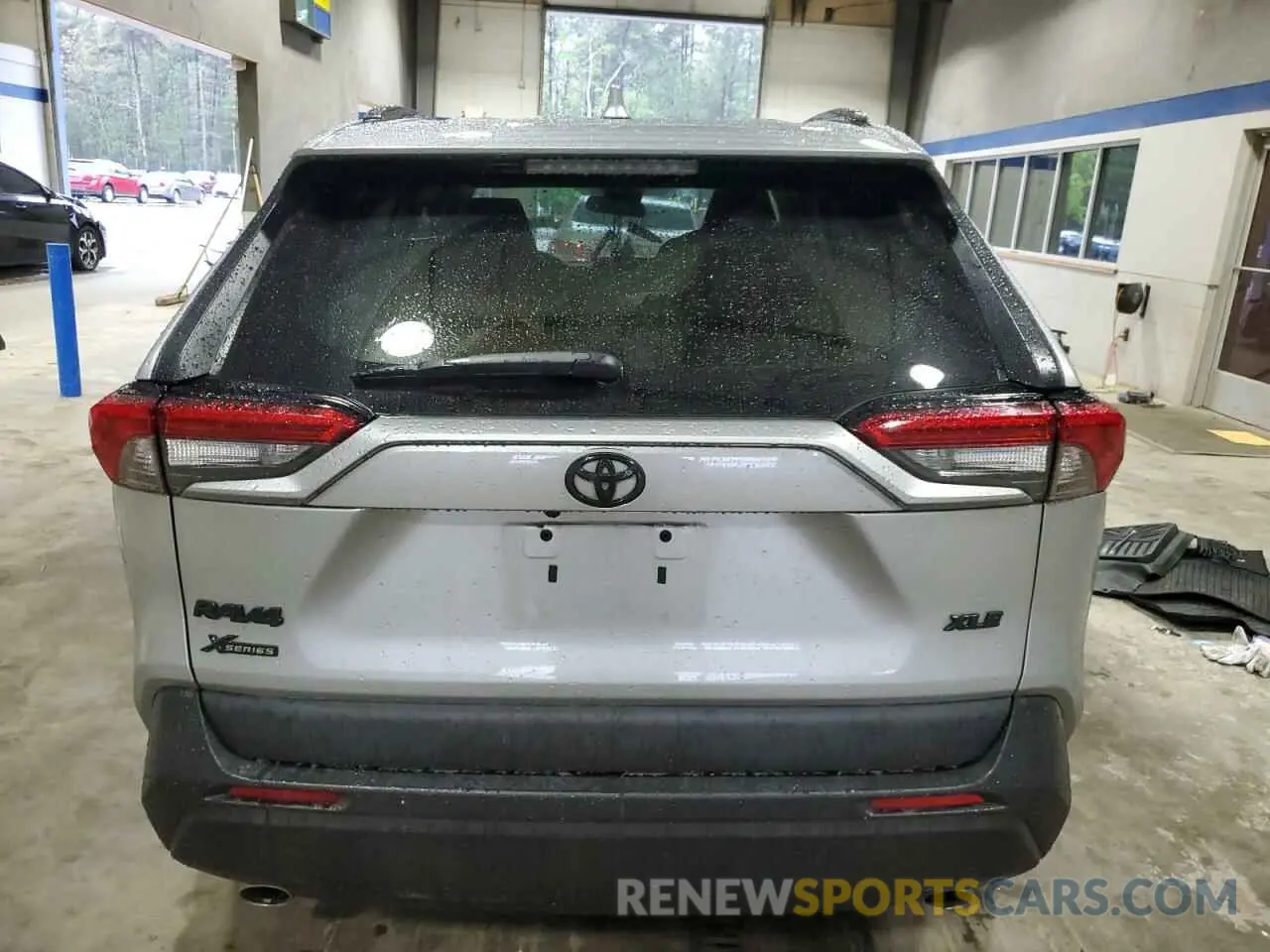 6 Фотография поврежденного автомобиля 2T3W1RFV6MC130978 TOYOTA RAV4 2021