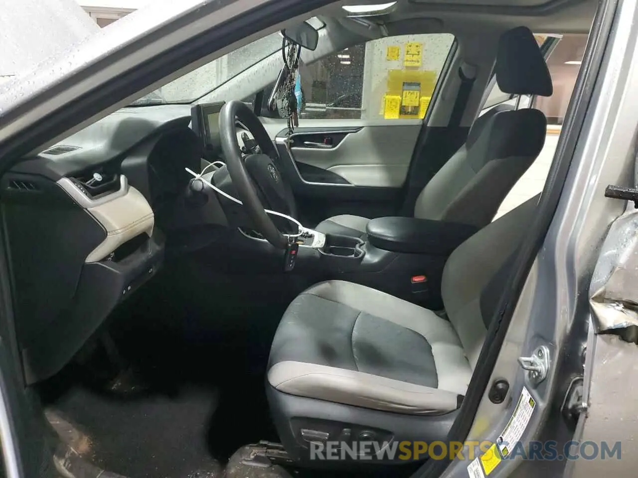 7 Фотография поврежденного автомобиля 2T3W1RFV6MC130978 TOYOTA RAV4 2021