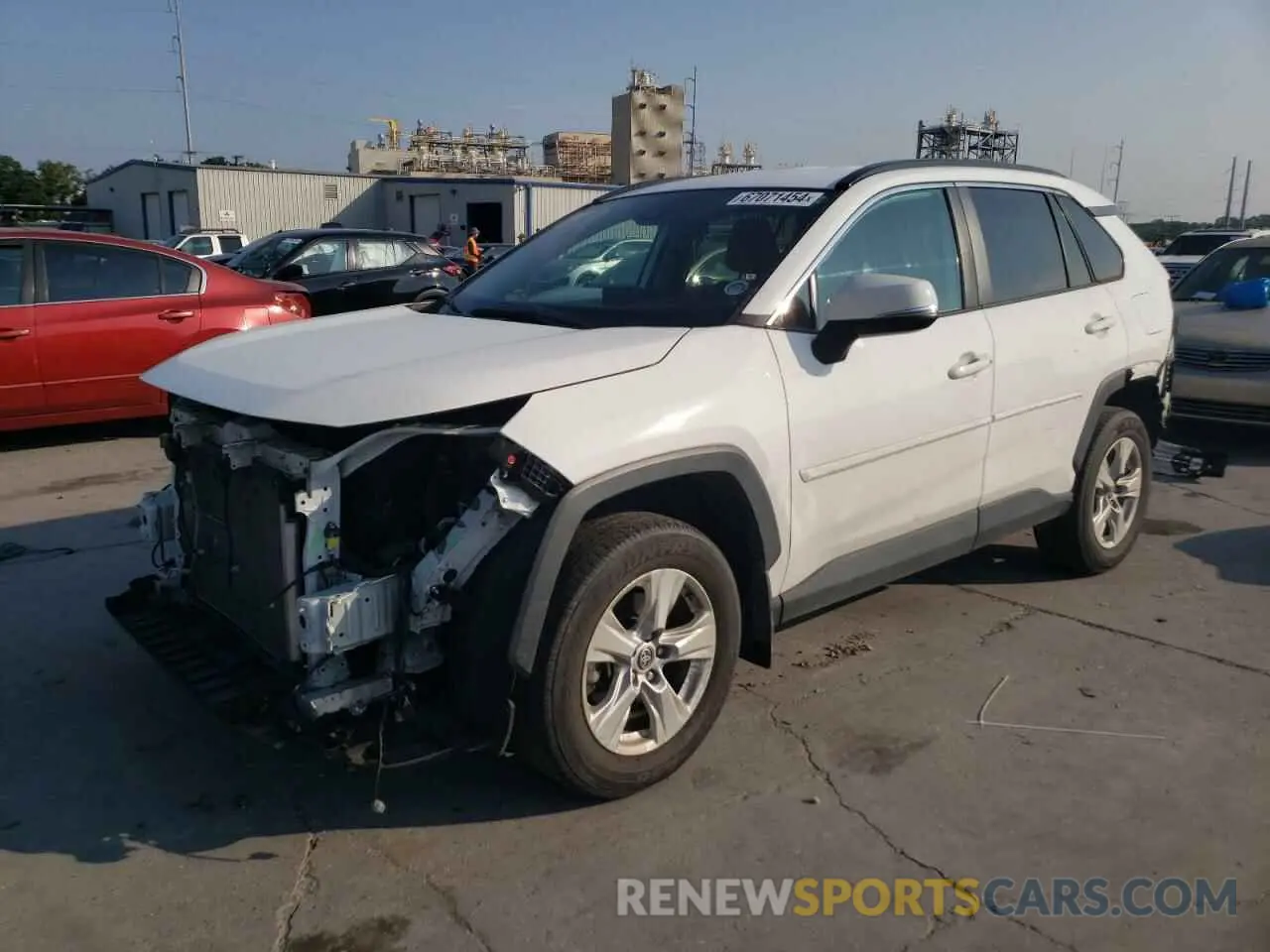 1 Photograph of a damaged car 2T3W1RFV6MC148669 TOYOTA RAV4 2021