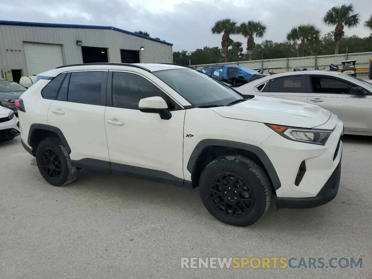 4 Фотография поврежденного автомобиля 2T3W1RFV6MC149272 TOYOTA RAV4 2021