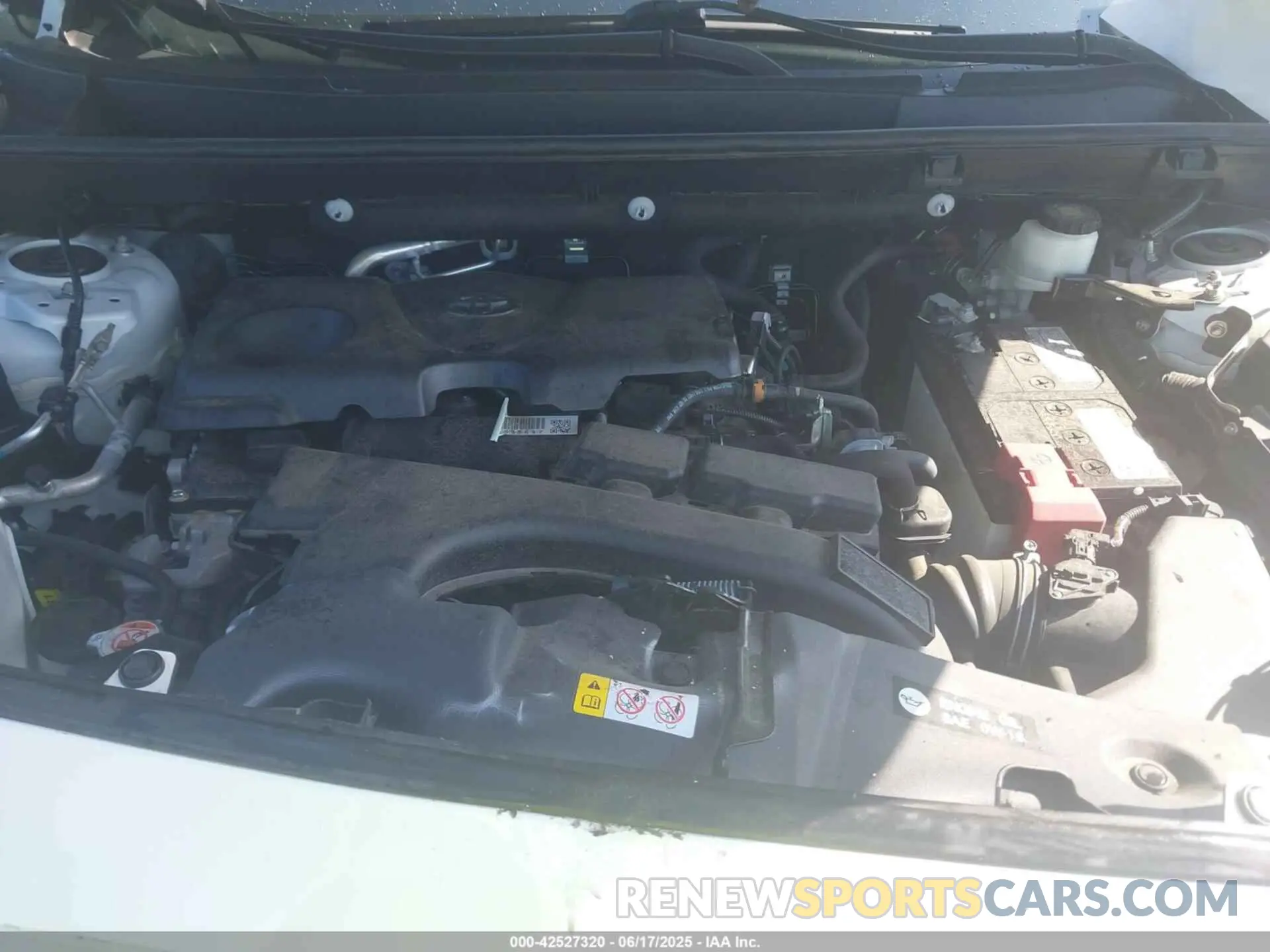 10 Фотография поврежденного автомобиля 2T3W1RFV6MC167531 TOYOTA RAV4 2021